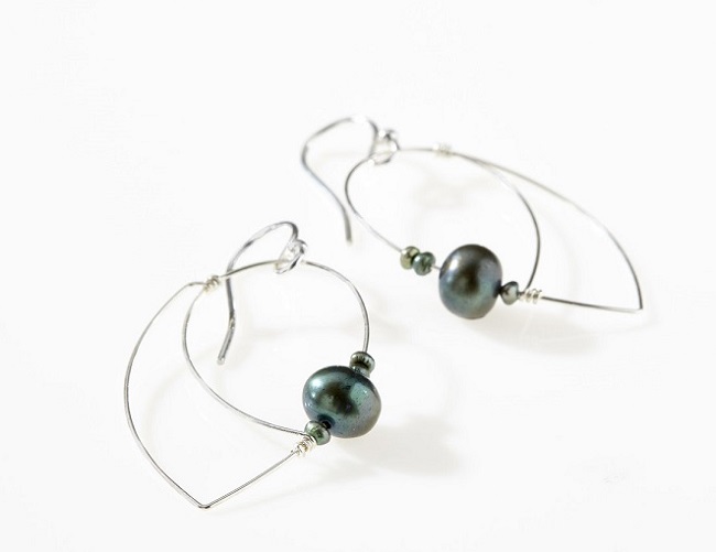 Click to view more Freshwater Pearls Earrings